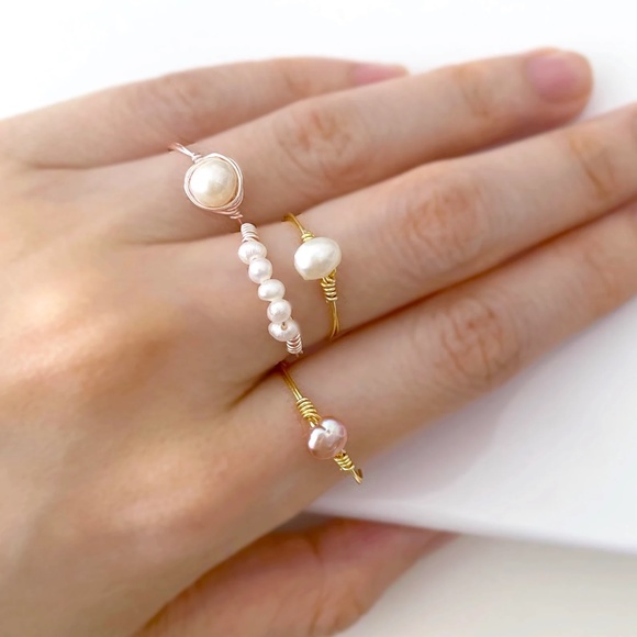 Jewelry - pearl rings